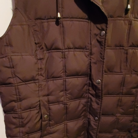 Extra warm puffer vest - Picture 3 of 5
